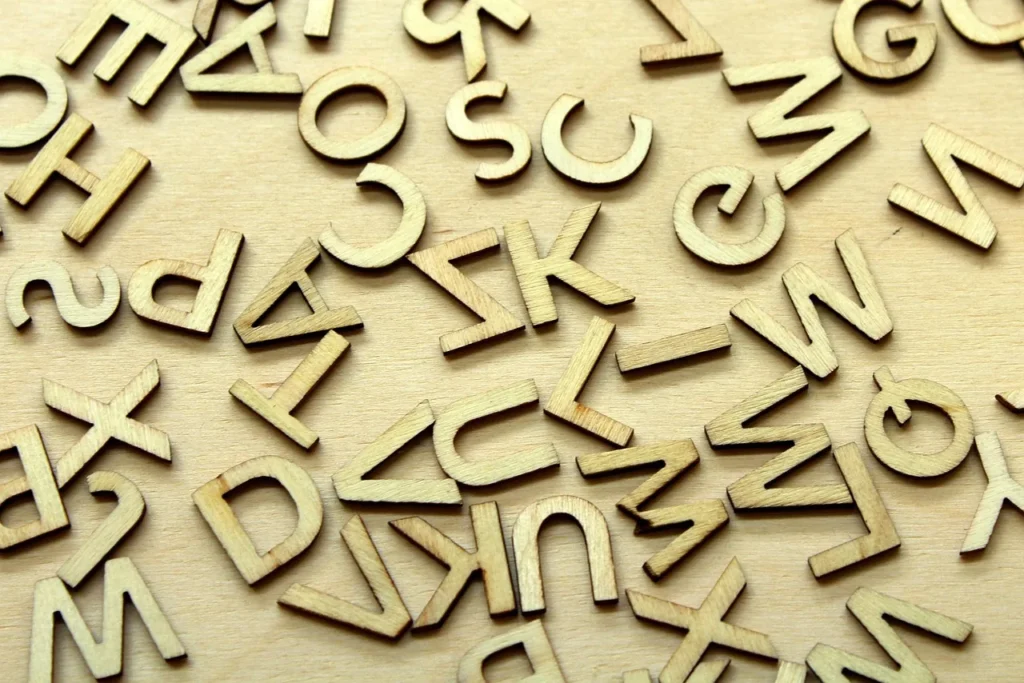 Letters, letter, wooden - Phonemic Inventory in Language Learning