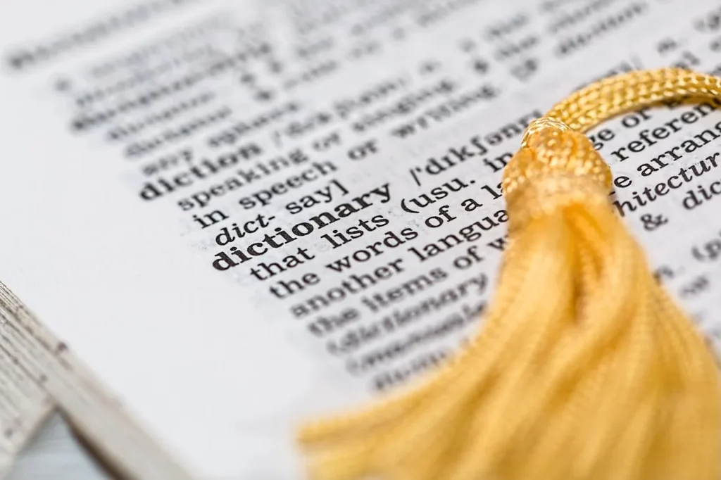 Dictionary, reference book, learning - Stress in Compound Nouns
